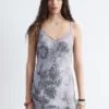 Vestido midi con tirantes y estampado floral
