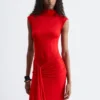 Vestido midi cruzado por delante
