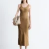 Vestido midi de corte al bies