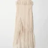 Vestido midi de encaje con volantes