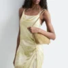 Vestido midi de jacquard con cuello vuelto