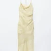 Vestido midi de jacquard con cuello vuelto