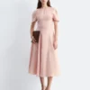 Vestido midi de lino acampanado