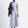 Vestido midi de lino acampanado