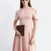 Vestido midi de lino acampanado