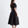 Vestido midi de lino acampanado