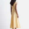 Vestido midi de lino acampanado