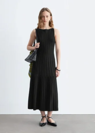 Vestido midi de punto acanalado