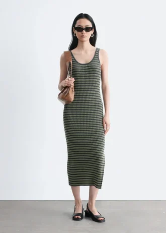 Vestido midi de punto elástico a rayas
