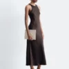 Vestido midi de satén sin mangas
