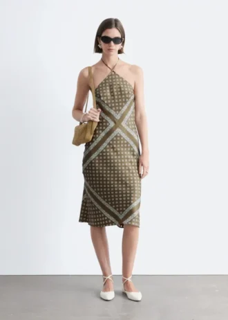 Vestido midi de seda con cuello halter