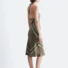 Vestido midi de seda con cuello halter