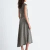Vestido midi drapeado asimétrico