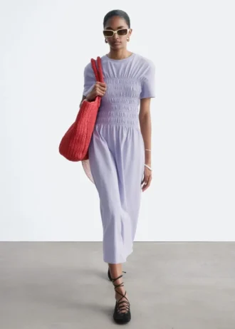 Vestido midi fruncido