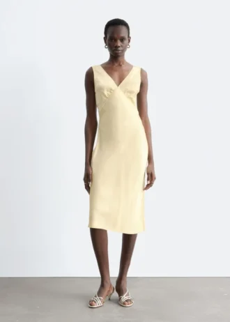 Vestido midi liso con cuello en V