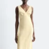 Vestido midi liso con cuello en V