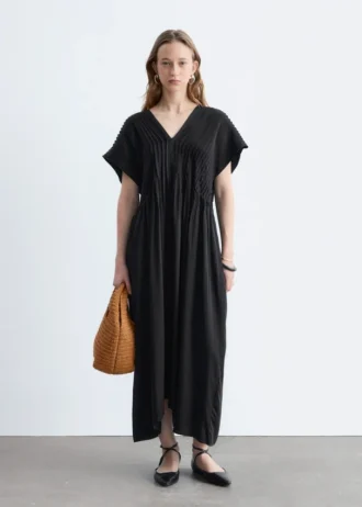Vestido midi plisado con mangas dolman