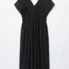 Vestido midi plisado con mangas dolman