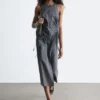 Vestido midi sin mangas con cordón