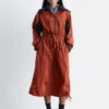Vestido midi técnico con cordón